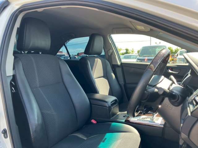 TOYOTA CAMRY HYBRID 2013