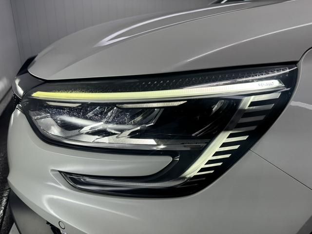 RENAULT RENAULT MEGANE hatchback 2022