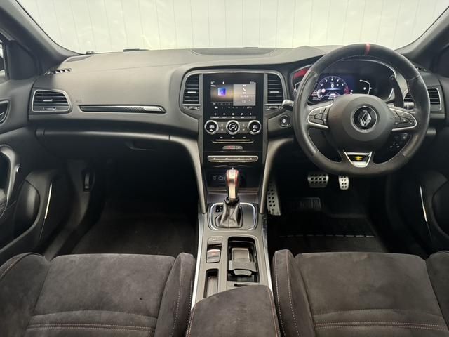 RENAULT RENAULT MEGANE hatchback 2022