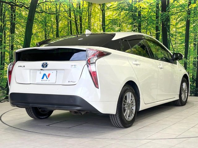 TOYOTA PRIUS 4WD 2017