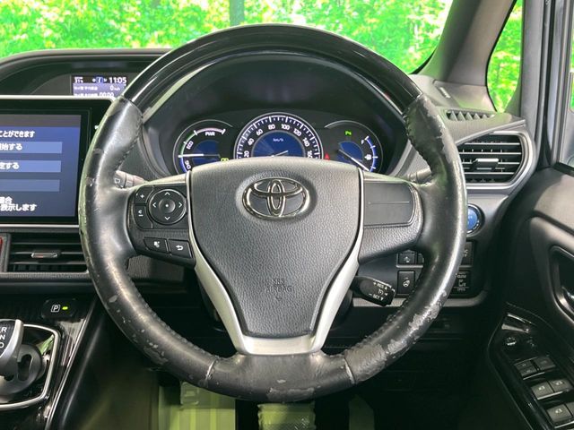 TOYOTA ESQUIRE HYBRID 2020