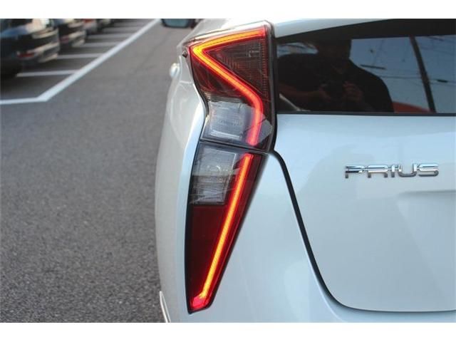 TOYOTA PRIUS 2016