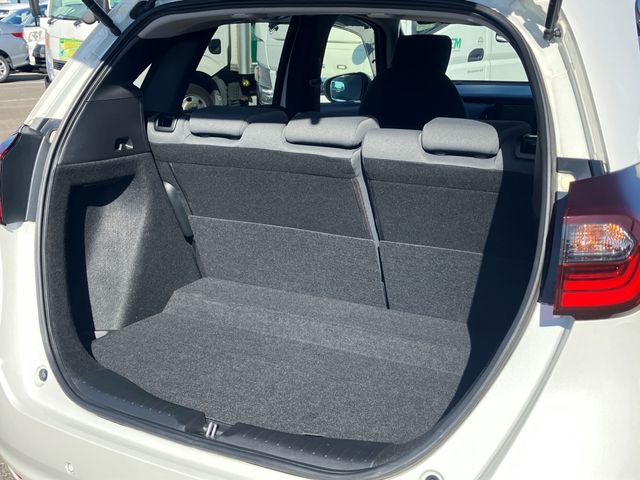 HONDA FIT e:HEV 4WD 2022