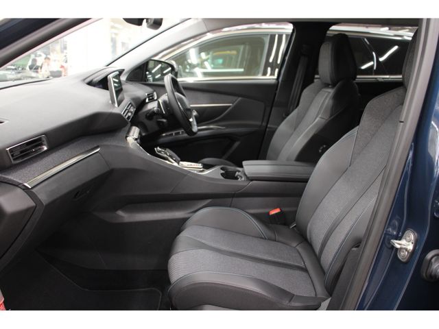 PEUGEOT PEUGEOT 5008 2021