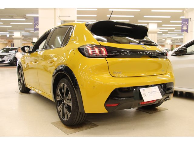 PEUGEOT PEUGEOT 208 2022