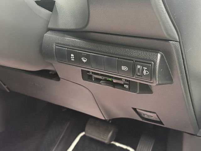 TOYOTA COROLLA TOURING HYBRID 4WD 2020