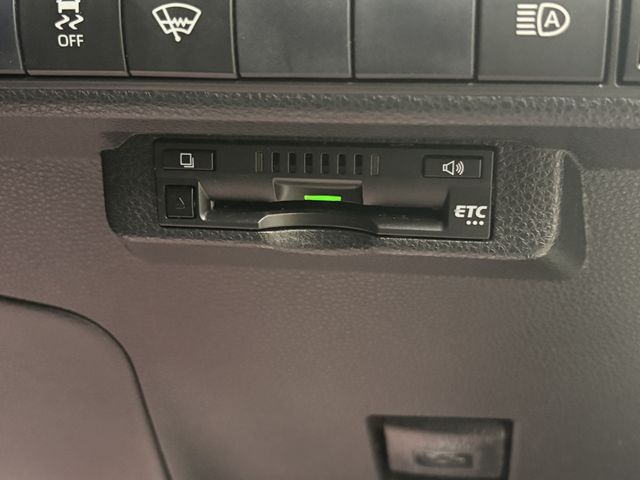 TOYOTA COROLLA TOURING HYBRID 4WD 2020