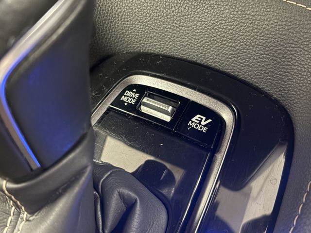 TOYOTA COROLLA TOURING HYBRID 4WD 2020