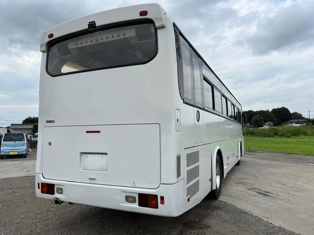 NISSAN DIESEL Space Runner 2006
