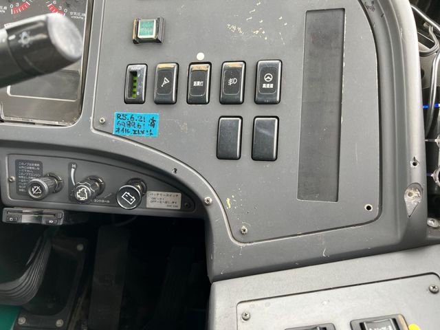 NISSAN DIESEL Space Runner 2006