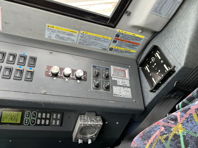 NISSAN DIESEL Space Runner 2006