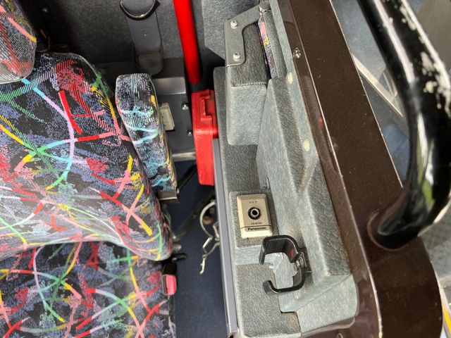 NISSAN DIESEL Space Runner 2006