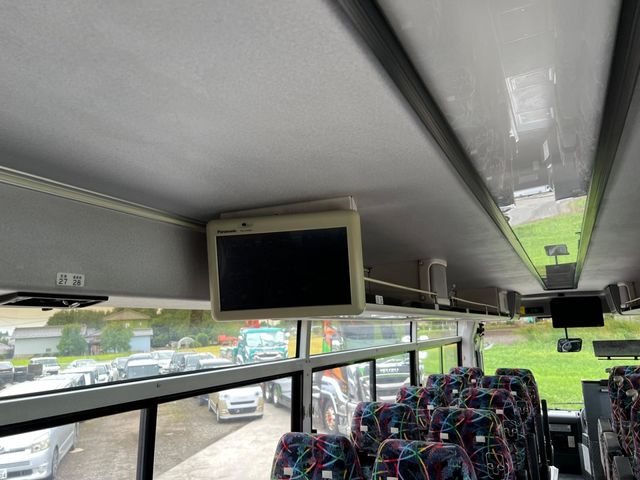 NISSAN DIESEL Space Runner 2006