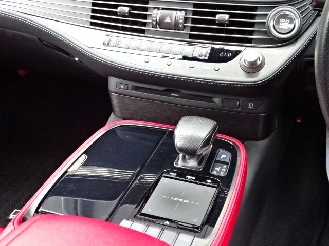 TOYOTA LEXUS LS500 2018