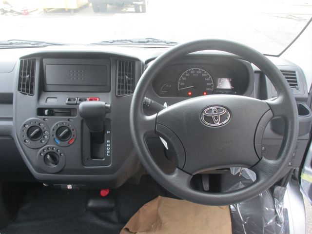 TOYOTA TOWNACE van 2WD 2025