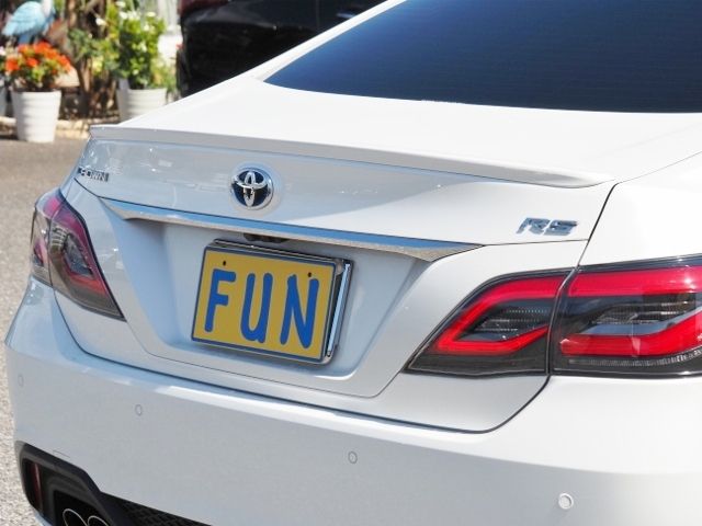 TOYOTA CROWN sedan hybrid 2021