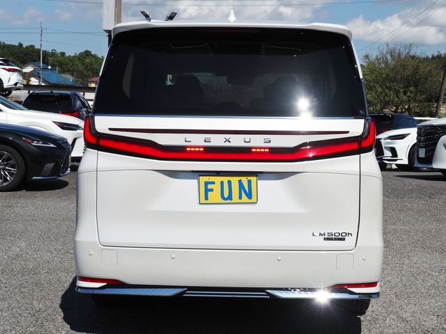 TOYOTA ???? LM500h 2025