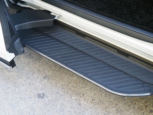 TOYOTA ???? LM500h 2025