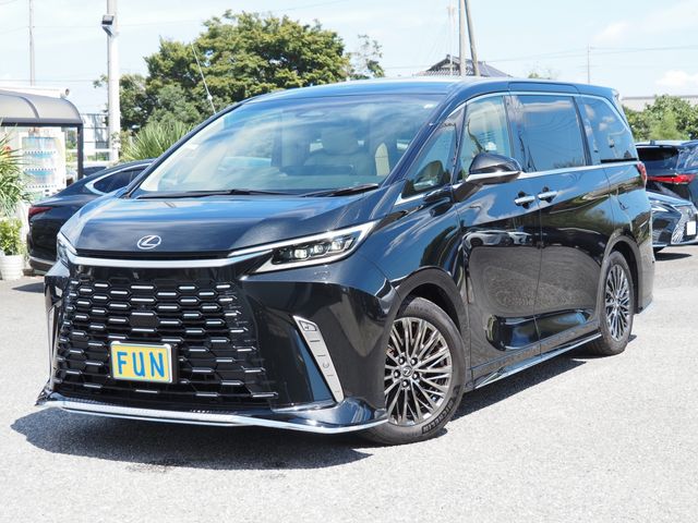 TOYOTA ???? LM500h 2024