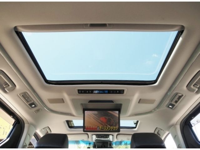 TOYOTA ALPHARD hybrid 4WD 2020