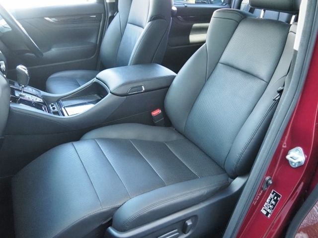 TOYOTA ALPHARD hybrid 4WD 2020