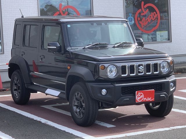 SUZUKI JIMNY NOMADE 2025