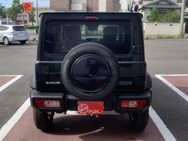 SUZUKI JIMNY NOMADE 2025