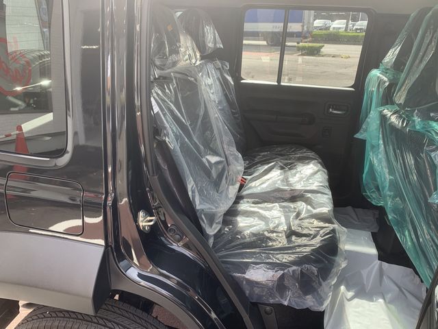 SUZUKI JIMNY NOMADE 2025