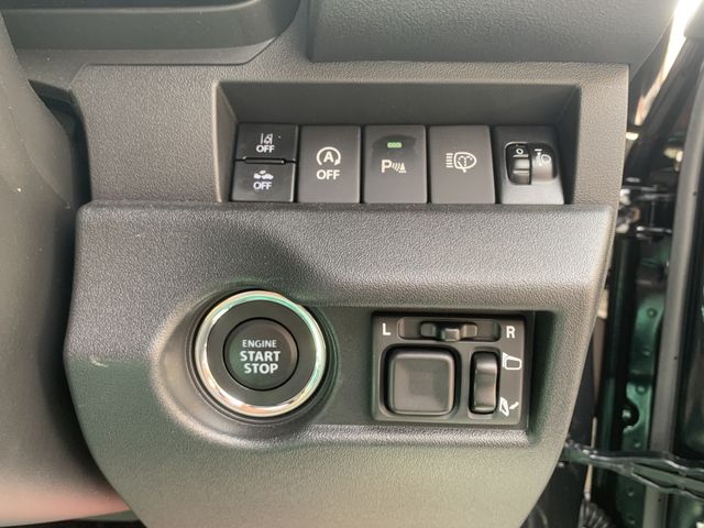 SUZUKI JIMNY NOMADE 2025