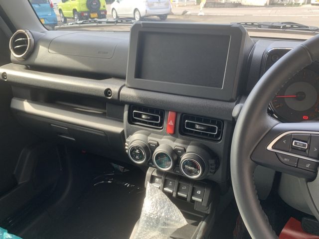 SUZUKI JIMNY NOMADE 2025