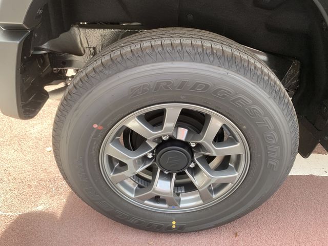 SUZUKI JIMNY NOMADE 2025