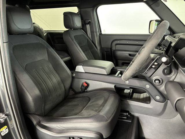 ROVER ROVER DEFENDER 2024