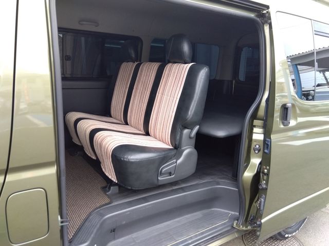 TOYOTA REGIUSACE van 4WD 2011