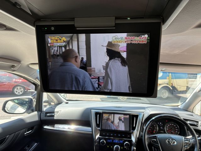 TOYOTA VELLFIRE 2019