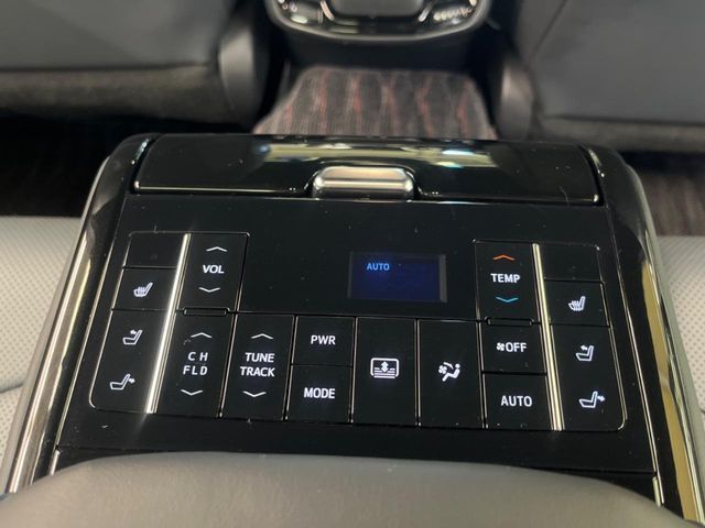 TOYOTA CROWN sedan hybrid 2018