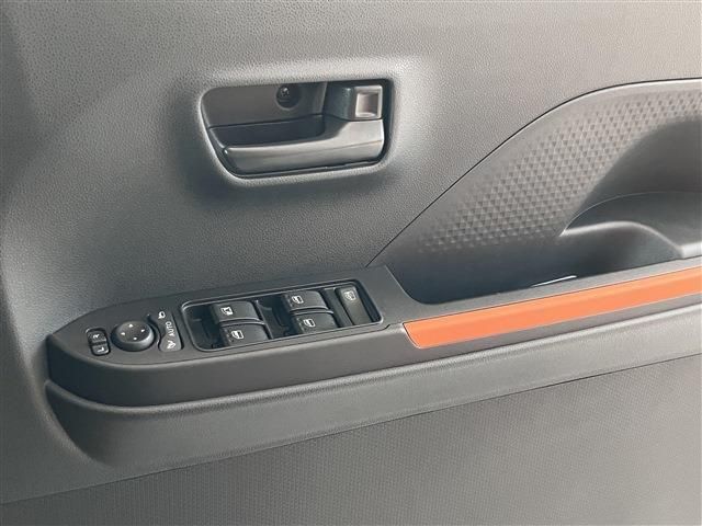 DAIHATSU TANTO FAN CROSS 2022