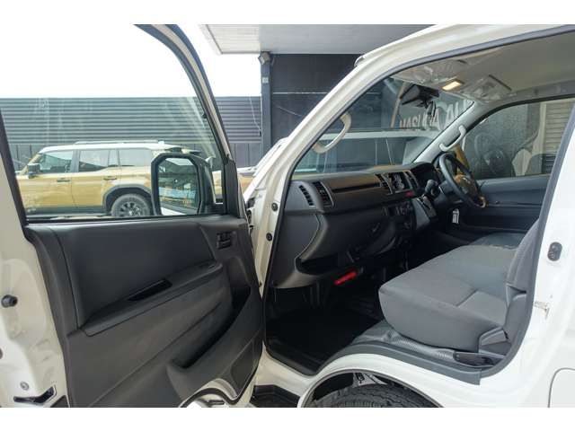 TOYOTA HIACE van 1.25t 2WD 2025