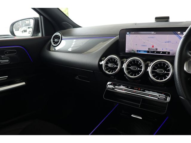 MERCEDES BENZ MERCEDES BENZ GLA class 2023