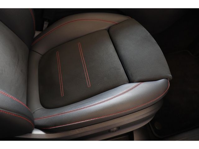 MERCEDES BENZ MERCEDES BENZ GLA class 2023