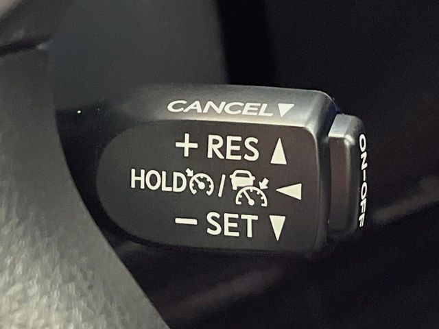 TOYOTA LANDCRUISER PRADO 2023