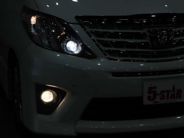 TOYOTA ALPHARD 2014