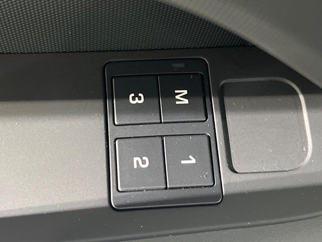 ROVER ROVER DEFENDER 2023