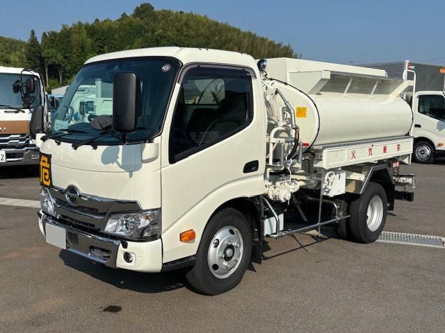 HINO DUTRO 2024