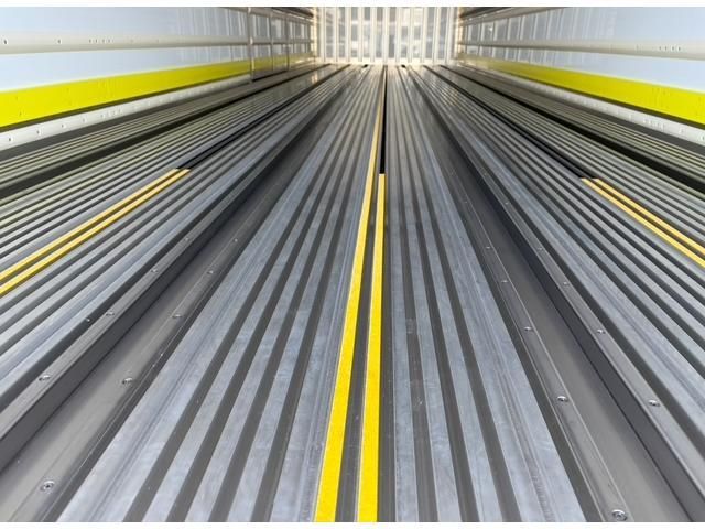 MITSUBISHI FUSOU SUPER GREAT 2025