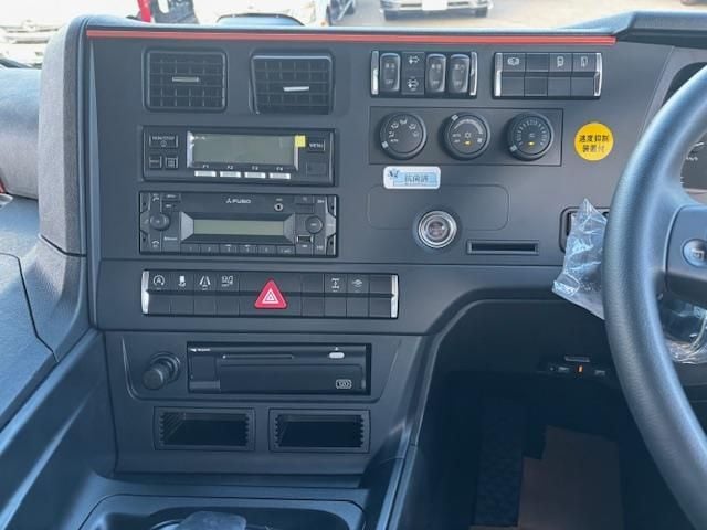 MITSUBISHI FUSOU SUPER GREAT 2025