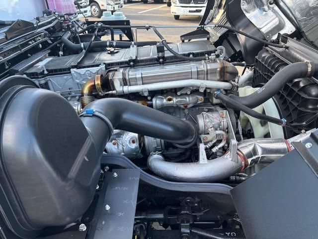 MITSUBISHI FUSOU SUPER GREAT 2025