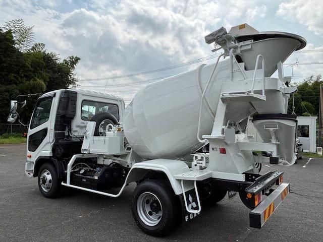 MITSUBISHI FUSOU FIGHTER 2025