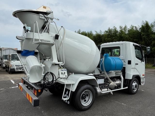 MITSUBISHI FUSOU FIGHTER 2025