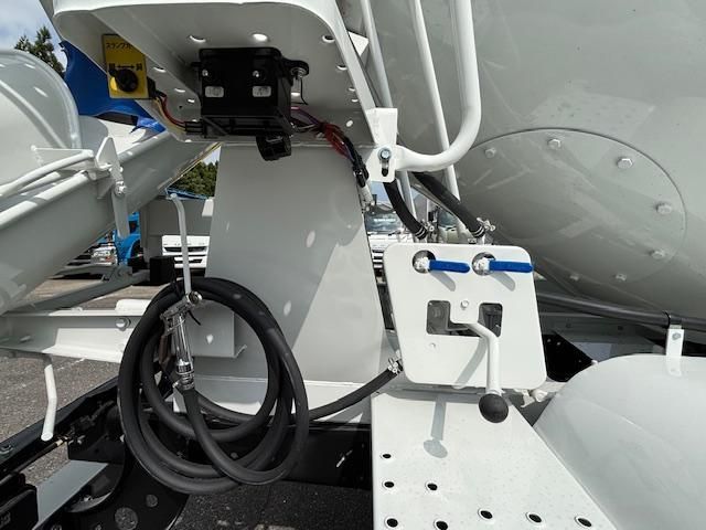 MITSUBISHI FUSOU FIGHTER 2025