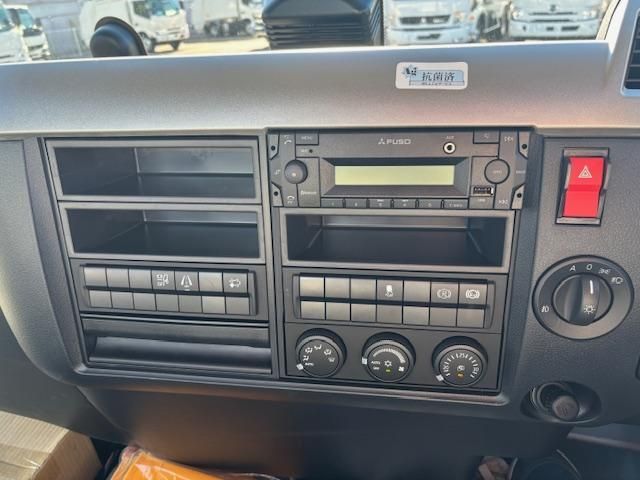 MITSUBISHI FUSOU FIGHTER 2025